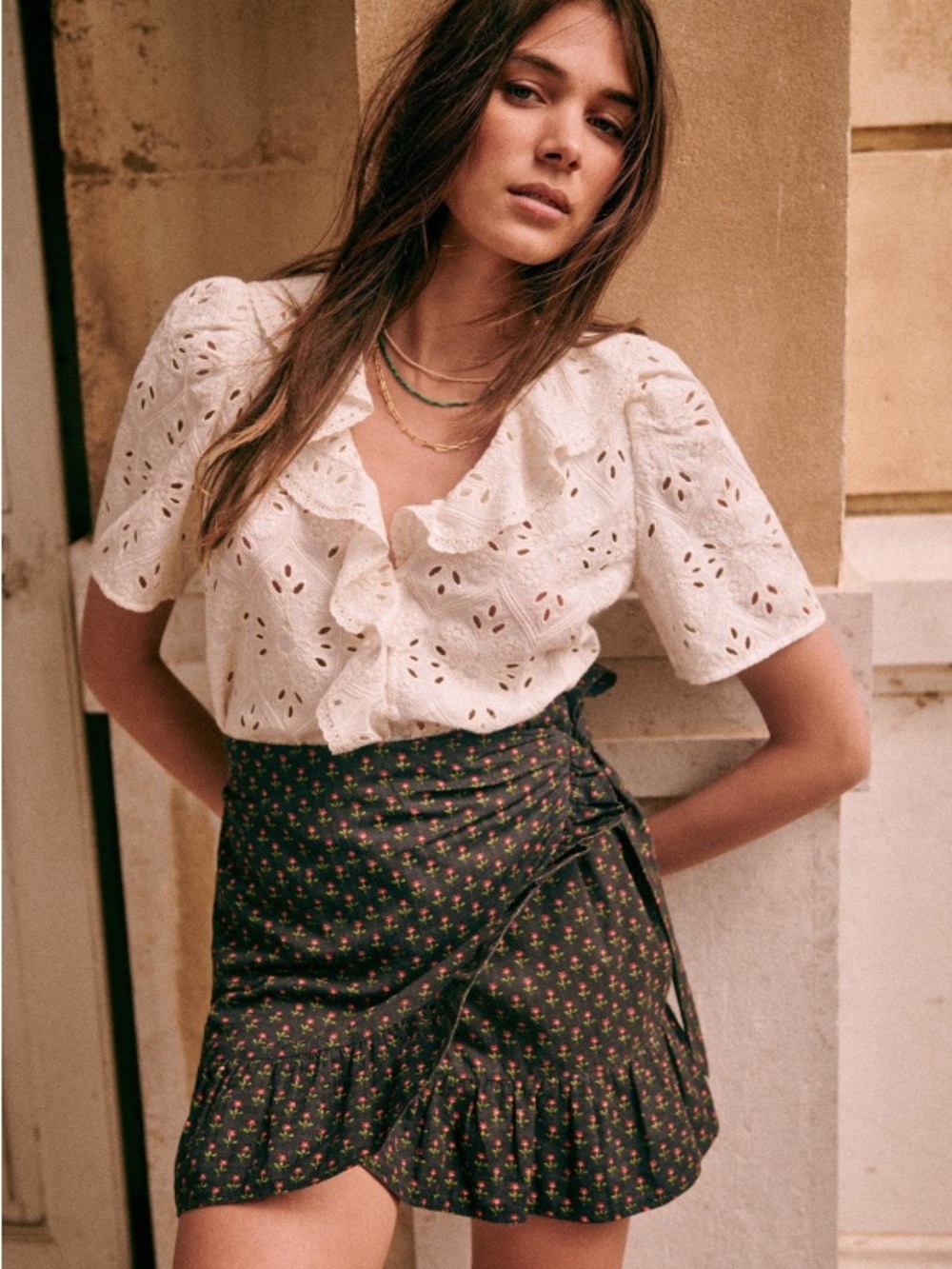 Sezane Camilla Skirt SZ Medium 💙❤️💙
